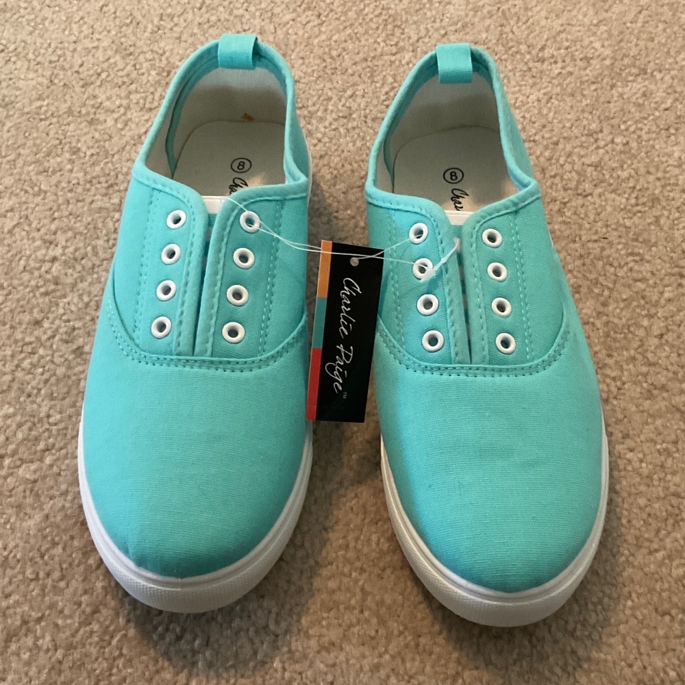 pretty blue sneakers, size 8 - Picture 1 of 2
